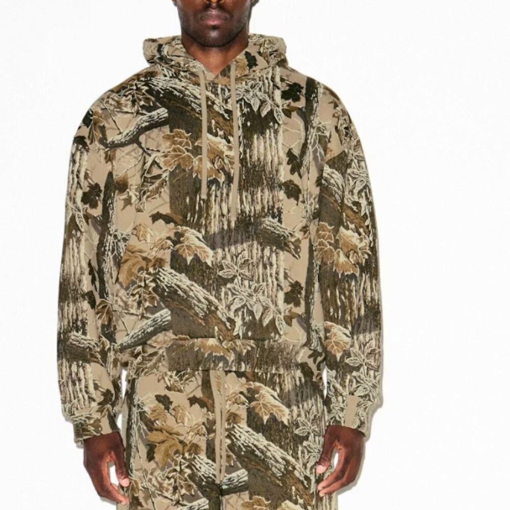SKIMS X POST MALONE MENS REALTREE RELAXED HOODIE